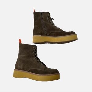 Urban Outfitters Limited Release Gemma Platform Suede Women's Boots Size 9
